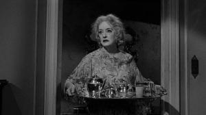 Кадры из фильма Что случилось с Бэби Джейн? / What Ever Happened to Baby Jane? (1962)