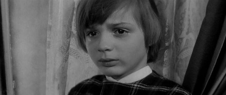 Кадр из фильма Воскресенья в Виль-д'Эвре / Les dimanches de Ville d'Avray (1962)
