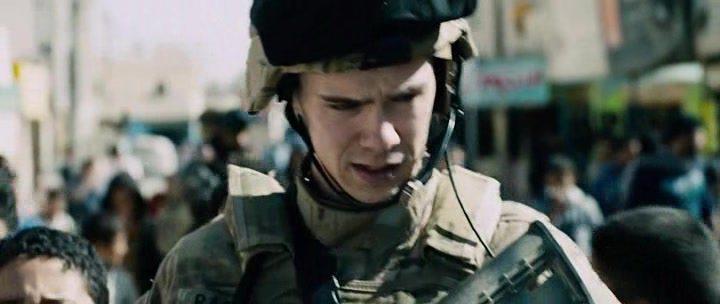 Кадр из фильма Монстры 2: Тёмный континент / Monsters: Dark Continent (2014)