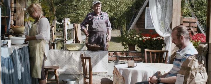Кадр из фильма В целом, крепкий кофе не так уж и плох / Mocna kawa wcale nie jest taka zla (2014)