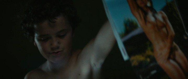 Кадр из фильма Детеныш / Welp (2014)