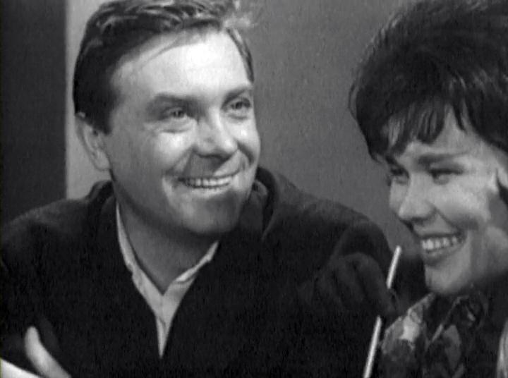 Кадр из фильма Утренние поезда (1963)