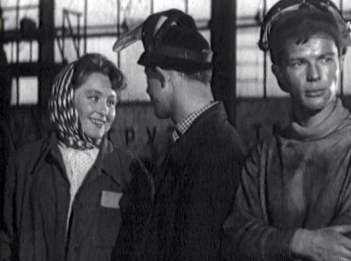 Кадр из фильма Утренние поезда (1963)