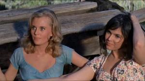 Кадры из фильма Поцелуй кузины / Kissin' Cousins (1964)