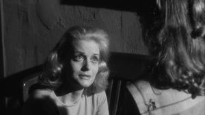 Кадры из фильма Обнажённый поцелуй / The Naked Kiss (1964)