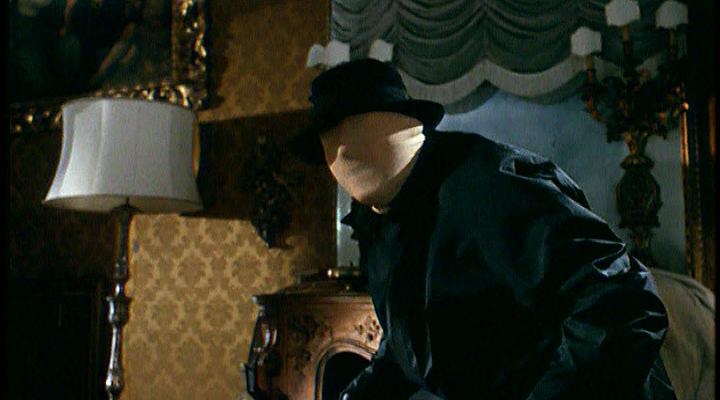 Кадр из фильма Кровь и черные кружева / 6 donne per l'assassino (1964)
