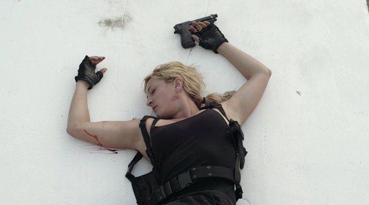 Кадр из фильма Наемницы / Mercenaries (2014)
