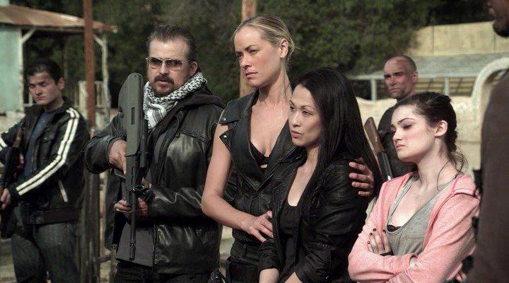 Кадр из фильма Наемницы / Mercenaries (2014)