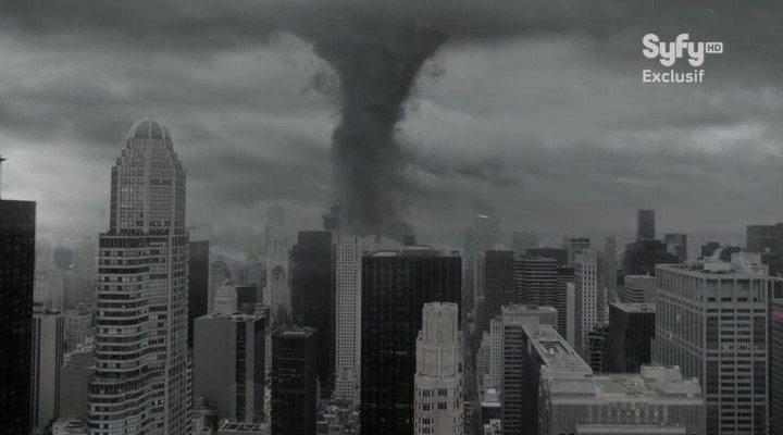 Кадр из фильма Акулий торнадо 2 / Sharknado 2: The Second One (2014)