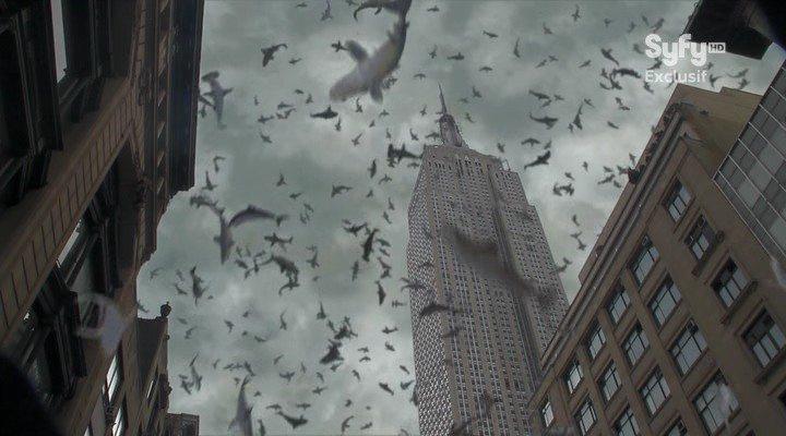 Кадр из фильма Акулий торнадо 2 / Sharknado 2: The Second One (2014)