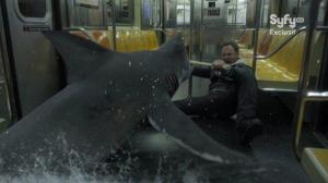 Кадры из фильма Акулий торнадо 2 / Sharknado 2: The Second One (2014)