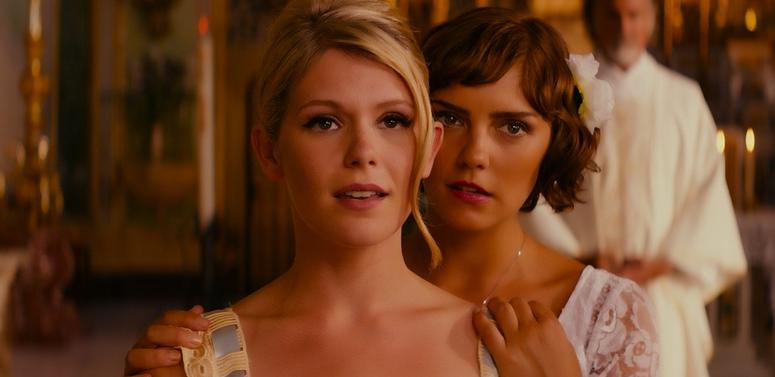 Кадр из фильма Прогулка по солнечному свету / Walking on Sunshine (2014)