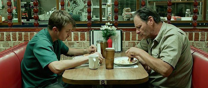 Кадр из фильма Жизнь / The Living (2014)