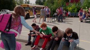 Кадры из фильма Zapped. Волшебное приложение / Zapped (2014)