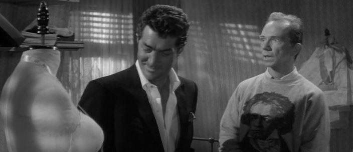 Кадр из фильма Поцелуй меня, глупенький / Kiss Me, Stupid (1964)