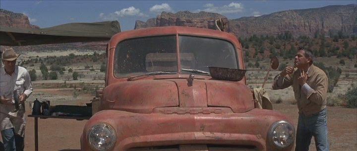 Кадр из фильма Пропойцы / The Rounders (1965)