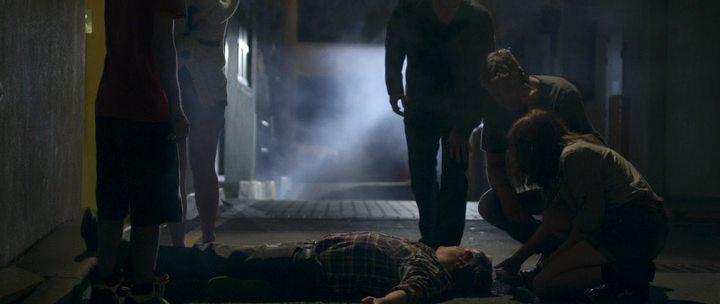 Кадр из фильма Теория самоубийства / The Suicide Theory (2014)