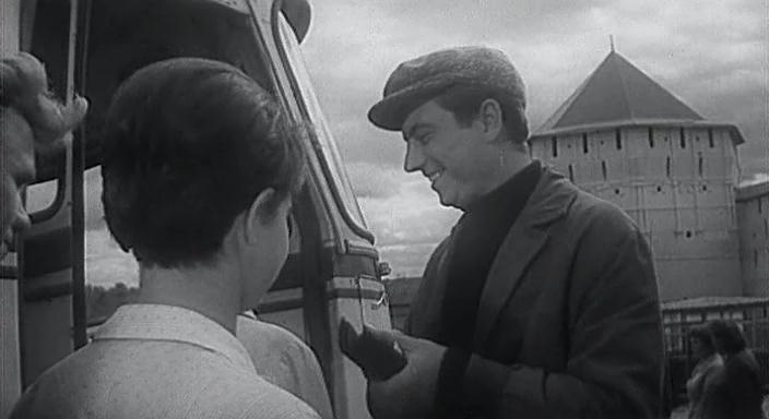 Кадр из фильма Наш дом (1965)