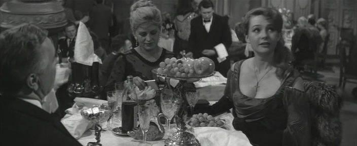 Кадр из фильма Два года над пропастью (1966)