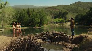 Кадры из фильма Бобры-зомби / Zombeavers (2014)