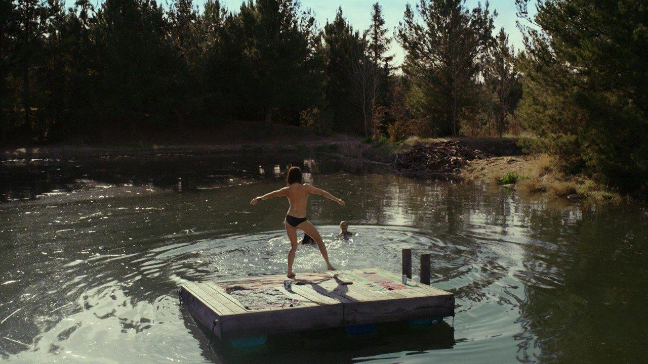 Кадр из фильма Бобры-зомби / Zombeavers (2014)