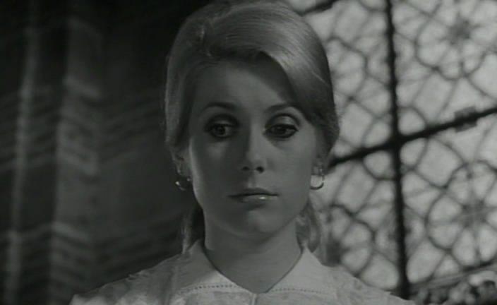Кадр из фильма Жизнь богачей / La vie de château (1966)