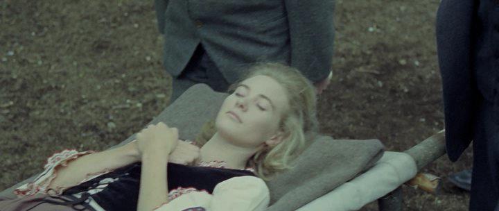 Кадр из фильма Дракула: Принц тьмы / Dracula: Prince of Darkness (1966)