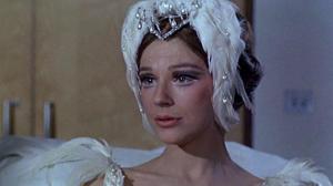 Кадры из фильма Доктор и его медсестры / Doctor in Clover (1966)