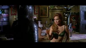 Кадры из фильма Призрак в невидимом бикини / The Ghost in the Invisible Bikini (1966)