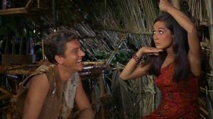 Кадры из фильма Робин Крузо / Lt. Robin Crusoe, U.S.N. (1966)