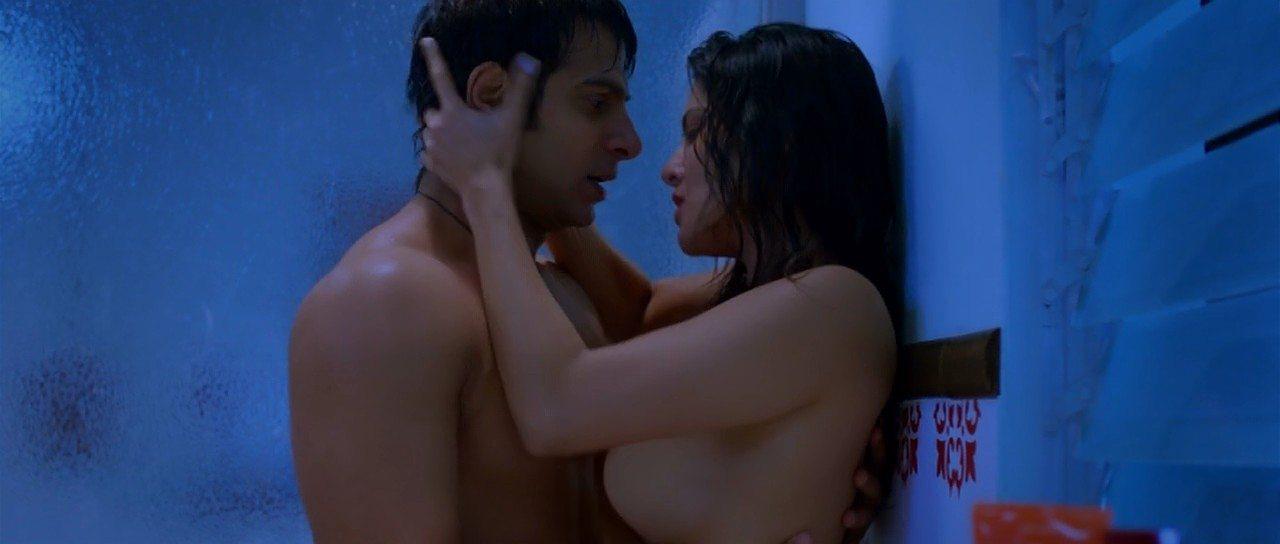 Кадр из фильма Последняя запись 2 / Ragini MMS 2 (2014)