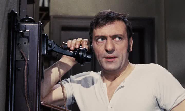 Кадр из фильма Продолжаем кричать! / Carry on Screaming! (1966)