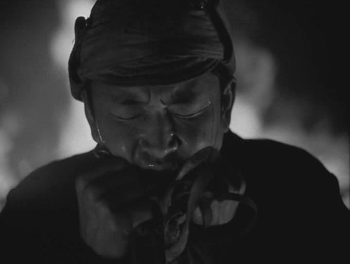 Кадр из фильма Первый учитель (1966)