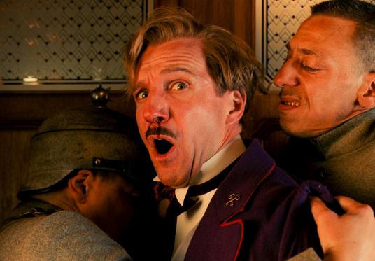Кадр из фильма Отель «Гранд Будапешт» / The Grand Budapest Hotel (2014)