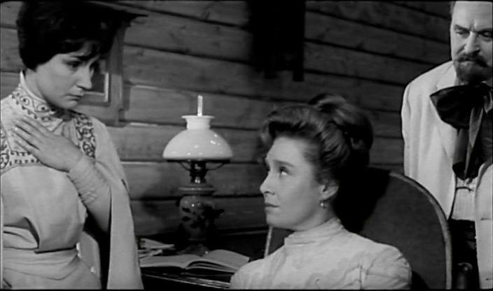 Кадр из фильма Дачники (1966)