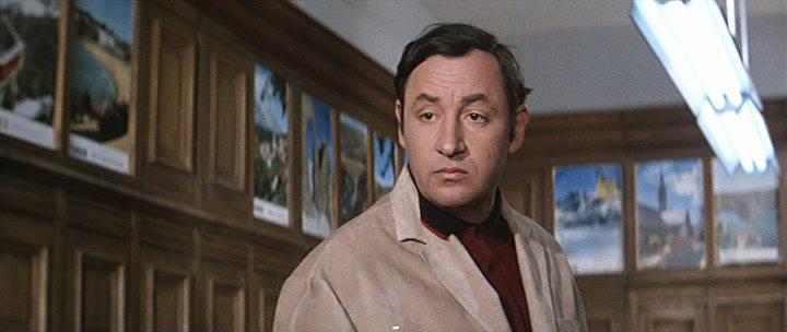 Кадр из фильма Поездка отца / Le voyage du père (1966)