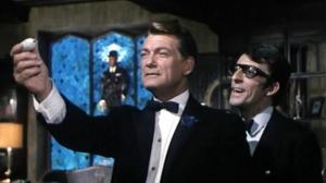 Кадры из фильма Святой выходит на след / Le Saint prend l'affût (1966)