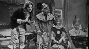 Кадры из фильма Захудалое королевство (1967)