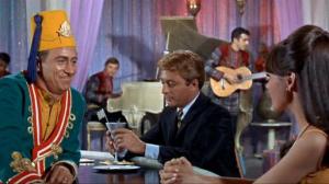 Кадры из фильма Пикник у моря / Clambake (1967)