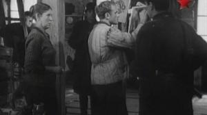 Кадры из фильма Война под крышами (1967)