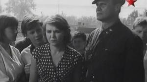 Кадры из фильма Война под крышами (1967)