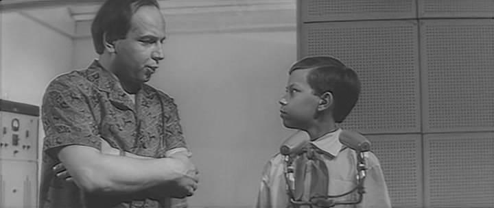 Кадр из фильма Спасите утопающего (1967)
