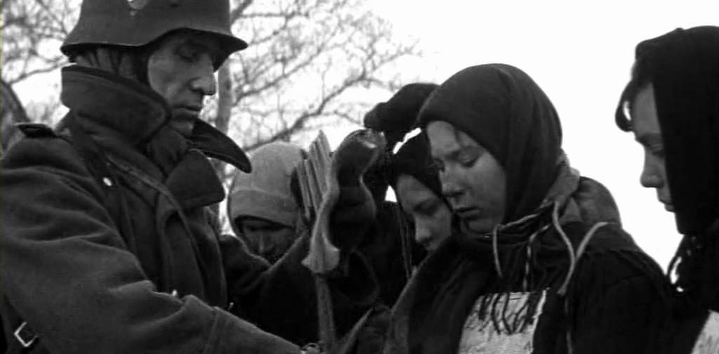 Кадр из фильма Бабье царство (1967)