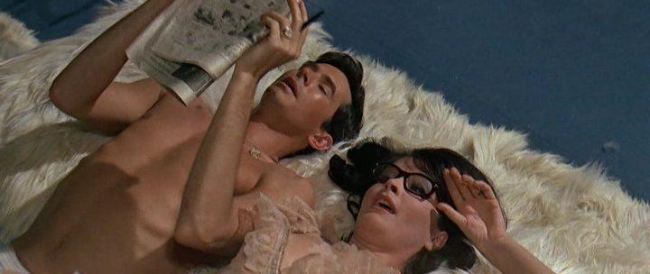 Кадр из фильма Скандал / Le scandale (1967)
