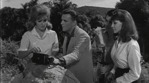 Кадры из фильма Остров динозавров / La isla de los dinosaurios (1967)