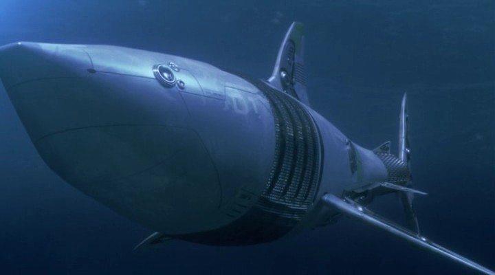 Кадр из фильма Мега-акула против Меха-акулы / Mega Shark vs. Mecha Shark (2014)