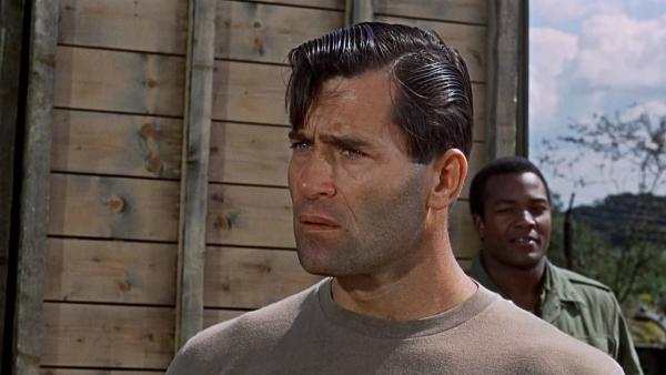 Кадр из фильма Грязная дюжина / The Dirty Dozen (1967)