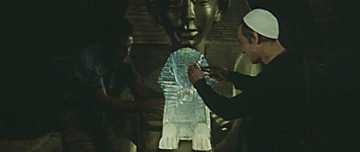 Кадр из фильма Золотой сфинкс / La sfinge d'oro (1967)