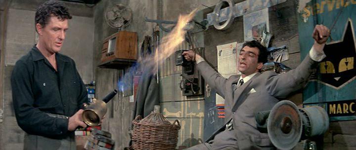Кадр из фильма Вы не все сказали, месье Фарран / Le soleil des voyous (1967)