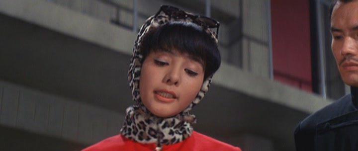 Кадр из фильма Побег Кинг Конга / Kingu Kongu no gyakushû (1967)